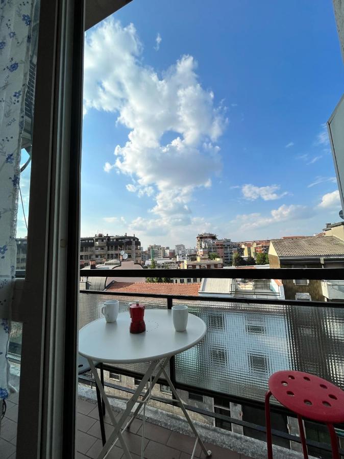 Fondazione Prada Apartment With Balcony Milánó Kültér fotó